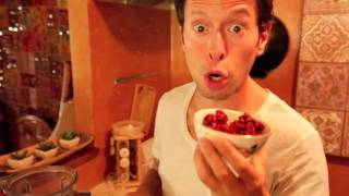 Goji Berry Citrus High C Smoothie Vegan Raw Food Recipe [upl. by Newton]