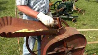 Antique Corn Sheller with Hit and Miss Engine [upl. by Eadahc254]