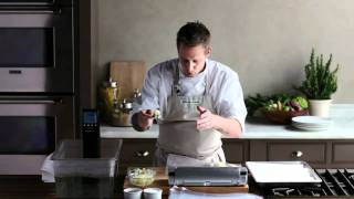 How to Sous Vide a Turkey with Chef Michael Voltaggio Part 2  WilliamsSonoma [upl. by Jasun737]