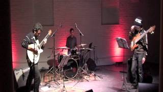 Francesco Guaiana Trio quotcanalyzequot  ShapeShifterLab [upl. by Ycinuq730]