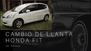 Como quitar una llanta cuando la tuerca y esparrago esta dañado HONDA FIT [upl. by Hsan407]