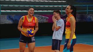 SPORTV Tandara e Paula Borgo ensinam Fernando Vidotto a jogar vôlei [upl. by Erimahs]