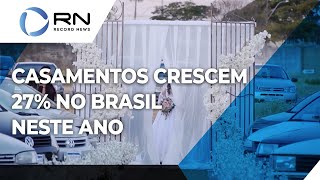 Número de casamentos no Brasil cresce em 2021 [upl. by Acireed]