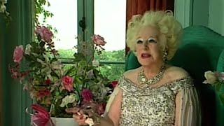 Barbara Cartland  Ma vie est un roman  Lautrice la plus vendue au monde [upl. by Arrik267]