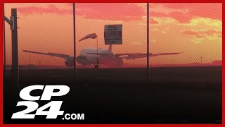 Video captures bumpy Air Canada landing at Toronto Pearson [upl. by Htebaile]