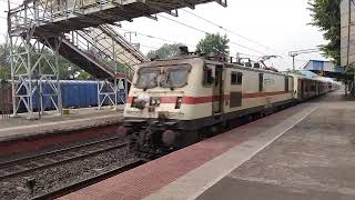 12988 Ajmer Sealdah Superfast Express skips Waria station at high speed [upl. by Ludeman]