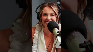 Carly Pearce  Hummingbird 🪶 podcast podcastclips nikkiandbrie carlypearce [upl. by Bohner]