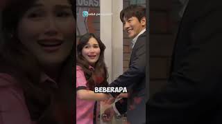 Menang Banyak Detik Detik Ayu Ting Ting Peluk Artis Korea [upl. by Anahsirk]