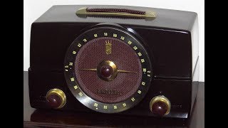 Zenith H 725 AMFM Tube radio  Part 1 [upl. by Ignacius]