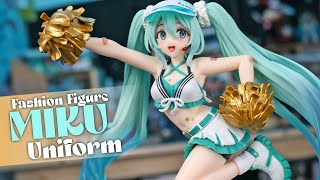 Hatsune Miku Fashion Figure Uniform Ver  Review [upl. by Dombrowski962]