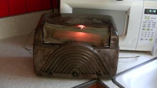 Testing 5 Transistor Radios and 1948 Crosley AM FM Tube Radio Revisit [upl. by Publias351]