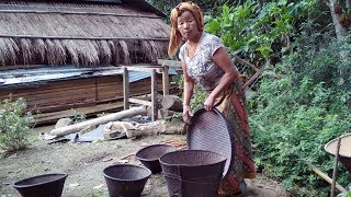 Removing rice husks without any machine [upl. by Hugibert218]