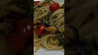 Pasta con cozze e tenerumi ricetta [upl. by Torosian]