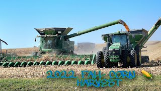 2022 CORN HARVEST 🌽 JOHN JOHN s690 COMBINE WITH 16 ROW CORN HEAD [upl. by Eustashe]