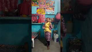 Kitne tarikh kitne Chali banke kabutari Moto le Lo photo le lo short video song viral video [upl. by Ion]