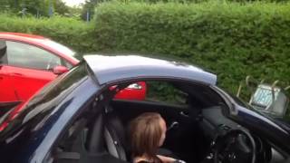 Faulty SLK R171 roof  Opening [upl. by Danie906]