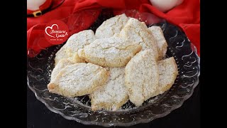 Ricciarelli di Siena ricetta facile dolcetti morbidi di NATALE [upl. by Yeruoc522]