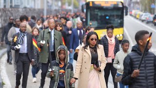 Charleroi Marche du Souvenir  Musique Munyanshoza Dieudonné Twarabakundaga [upl. by Halona973]