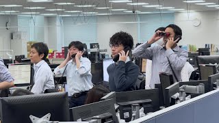 Trading Floors Make a Comeback in Japan [upl. by Kerred246]