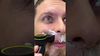 Shaving Cream with the OneBlade Pro Philips Norelco [upl. by Broderick]