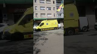 Ambulancia sem haciendo un traslado urgente al hospital de bellvitge [upl. by Ramalahs729]