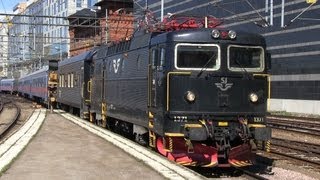 Tåg SJ Uppsalapendeln i Stockholm [upl. by Yarled738]