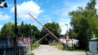 Bahnübergang Kuhlenmoorweg Ahrensburg [upl. by Grenier]