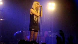 The Pretty Reckless  Make Me Wanna Die Live Glasgow Barrowlands HQ [upl. by Zashin386]