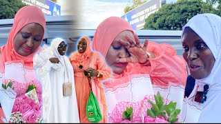 Hajjat Kuluthum wa Eng Acram Amaziga gamuyisemu ku Airport Entebbe maama we Akomweyo okuva e Mecca [upl. by Tjaden]