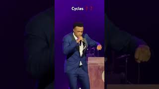 Jonathan McReynolds cycles 😍gospelmusicgospelsongs [upl. by Ettelloc]