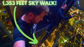 Willis Tower Elevator Skydeck Tour at Night 🇺🇸 Chicago Vlog [upl. by Gaige753]