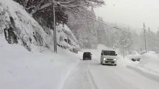 滋賀県 雪の367号 【鯖街道】 [upl. by Millard8]