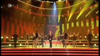 Hape Kerkeling  SchlagerMedley  live im deutschen TV  17042014 [upl. by Ayar]