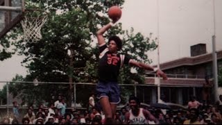 EXCLUSIVE footage of the Legend Dr Julius Irving playing streetball at Rucker Park [upl. by Laeira872]