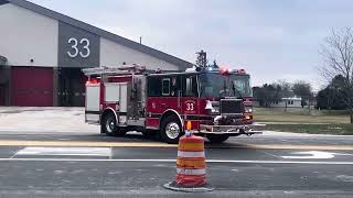 Streamwood fire Dept engine 33 and ambulance 33 responding [upl. by Heer]