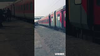 viralvideo indianrailways dreamalp 🎯vandebharatexpress😈 travel gatimaanexpress 😈 [upl. by Nedra]