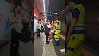 🔴 ATTENTION PICKPOCKETS Tourists Catch Bold Pickpockets in Rome’s Public Transport 😱 Thief Viral [upl. by Oicnaneb]