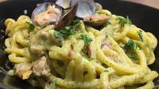 PASTA VONGOLE E CREMA DI ZUCCHINE  IN CUCINA COL BANANA [upl. by Enymzaj]