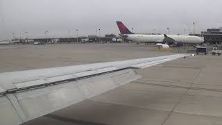 Delta Airlines MD9030 N944DN LandingParking at Gate KMSP [upl. by Patric]