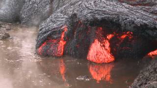 Puna lava flow advancing in the rain 11114 [upl. by Thorr890]