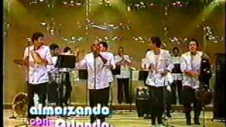 Orquesta Guaraira Repano cantando Larry Machadoasf [upl. by Adlin582]