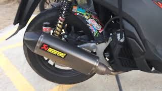 Honda sh 125 2016 akrapovic [upl. by Niwrud]