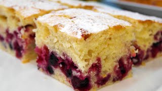 Alles gemischt und ab in den Ofen Der zarteste Kuchen in 20 Minuten  Beeren kuchen [upl. by Maller28]