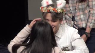 Cận cảnh Fansign BTS xem xong đừng than mất máu nhen [upl. by Anaahs]