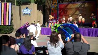 Goofys Falling Pants  Fiesta Latina  Disneyland [upl. by Justicz]