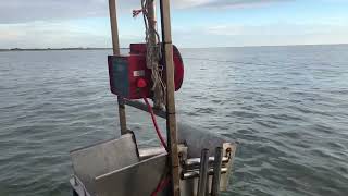 Using a Belitronic jigging machine for mackerel The setup on my tactile 21 [upl. by Nedrah]