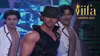 Hrithik ka jabardast dance [upl. by Yrokcaz]