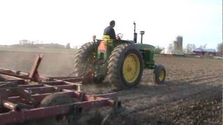 John Deere 4020 cultivating [upl. by Jandy]