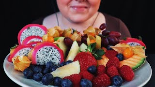 ASMR FRUITPLATE  Jordgubb hallon drakfrukt Physalis Äpple mm  MUKBANG [upl. by Jara]