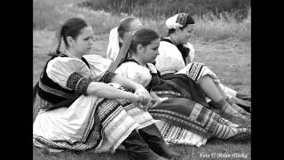 FS Železiar  Ponyže Jakubjan Takyj u nas nočoval SlovakRusyn Folk Songs [upl. by Tnairb872]